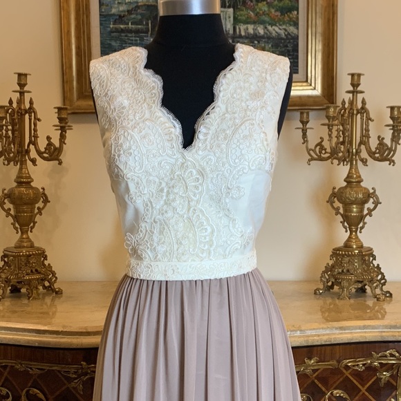 Women’s mother of bride formal evening dress - Picture 3 of 6